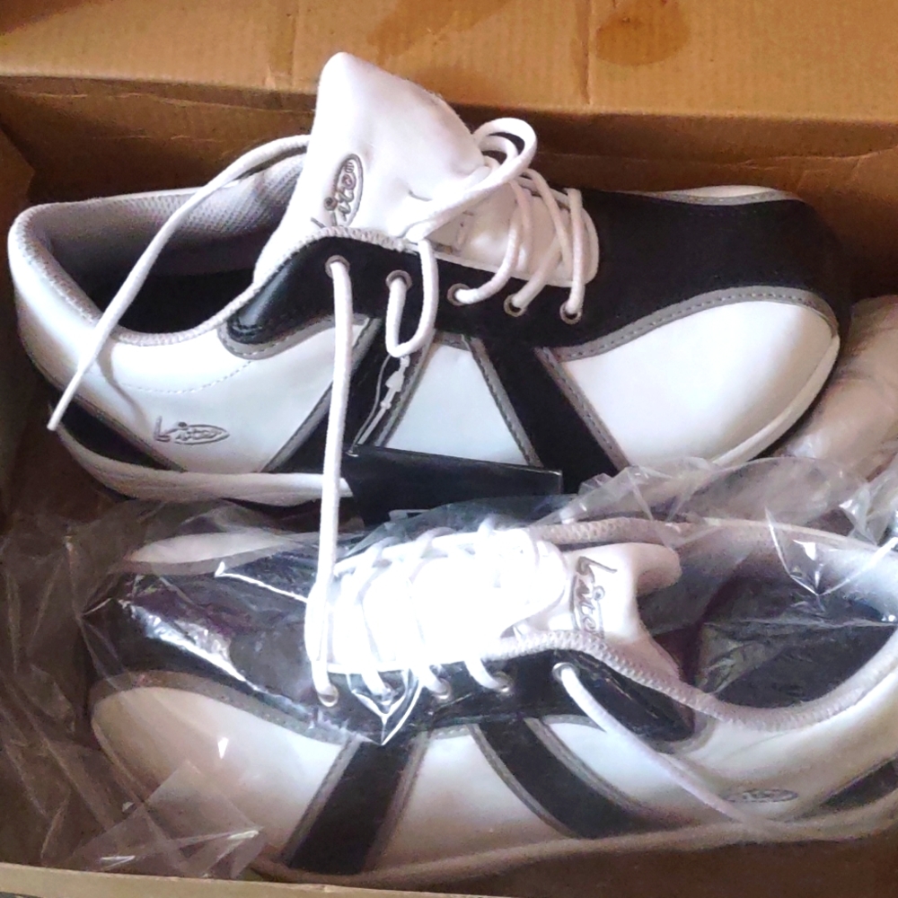 BITE Women's Golf Shoe Size 7